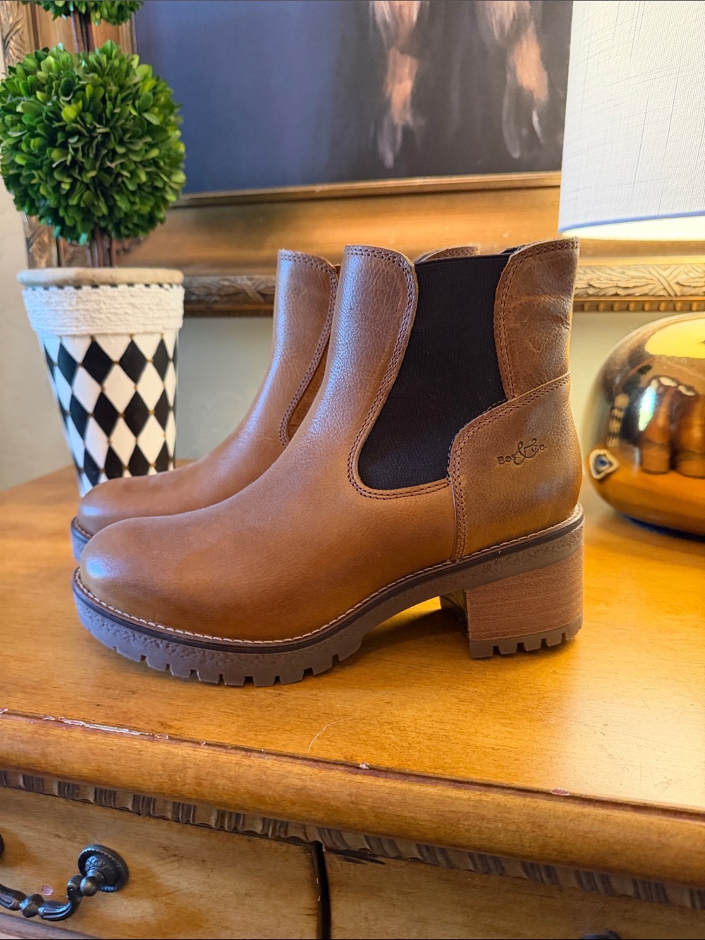 Bos. & Co. Chelsea Ankle Boots in Cognac Brown